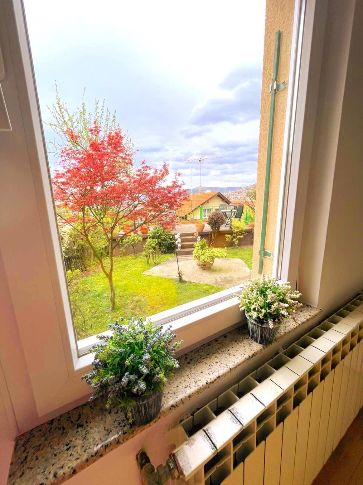 Апартаменти Garden Free Parking Сараєво Номер фото